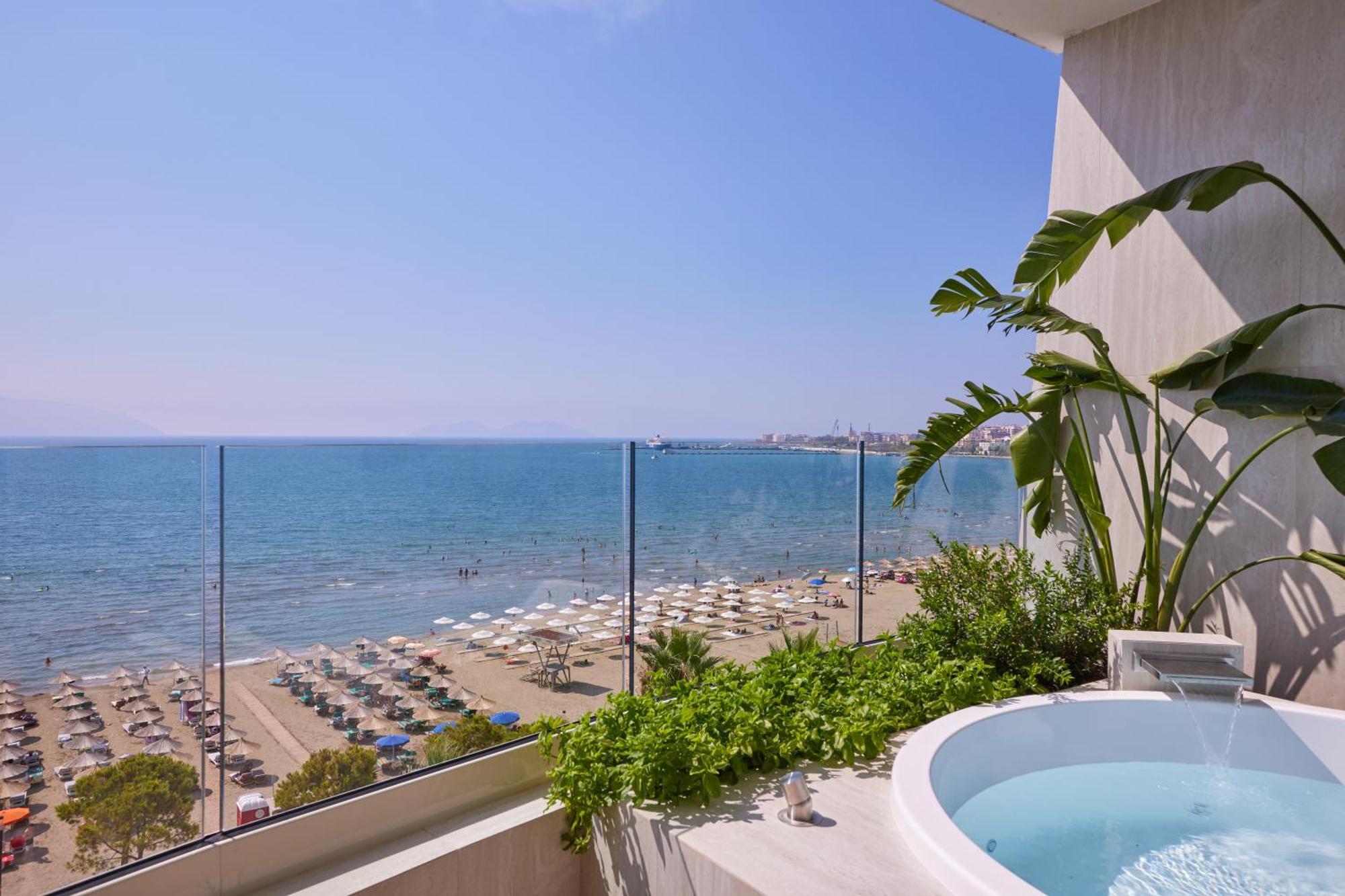 Valis Luxury Hotel วญอเรอ ภายนอก รูปภาพ