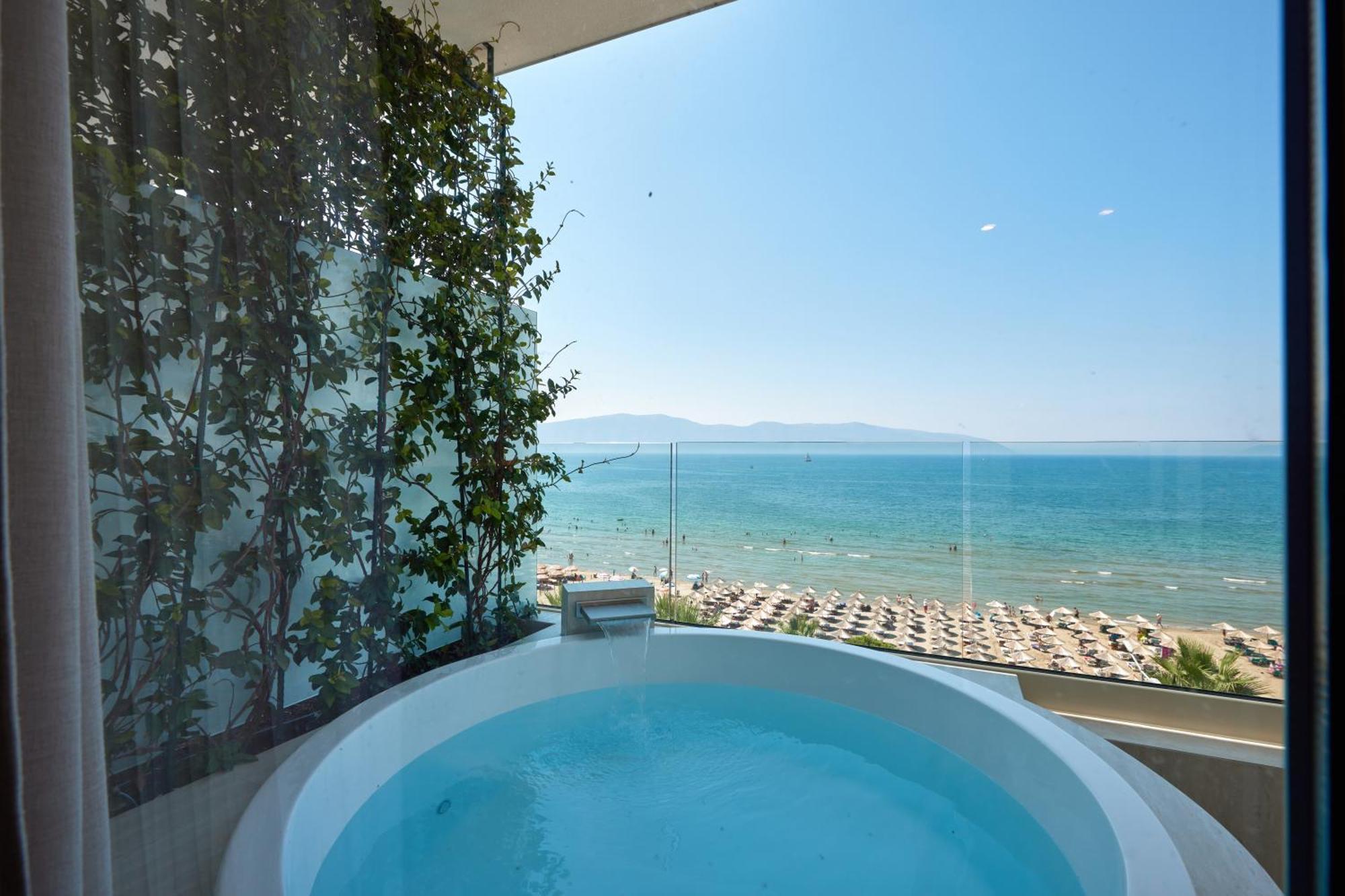 Valis Luxury Hotel วญอเรอ ภายนอก รูปภาพ