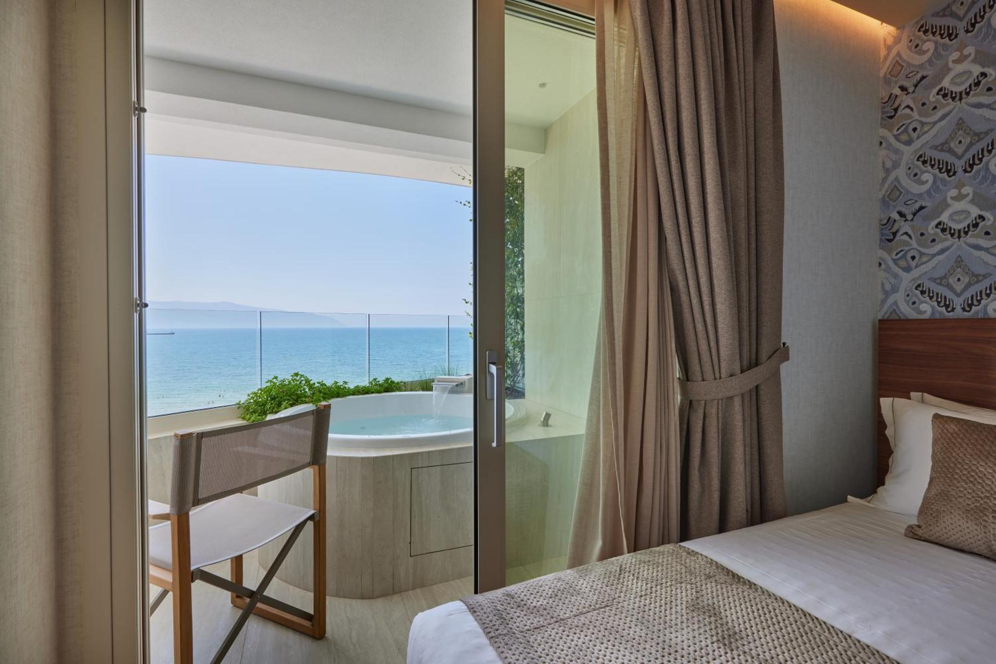 Valis Luxury Hotel วญอเรอ ภายนอก รูปภาพ