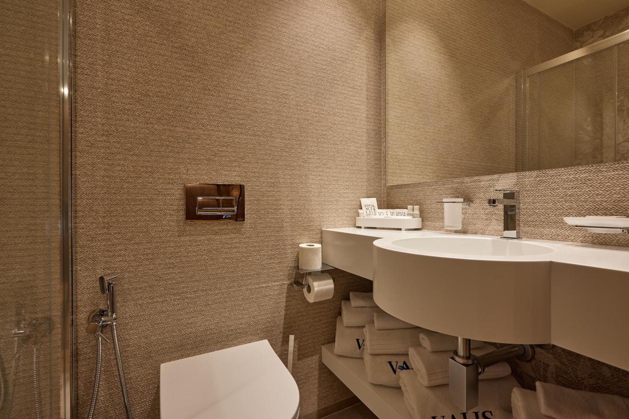 Valis Luxury Hotel วญอเรอ ภายนอก รูปภาพ