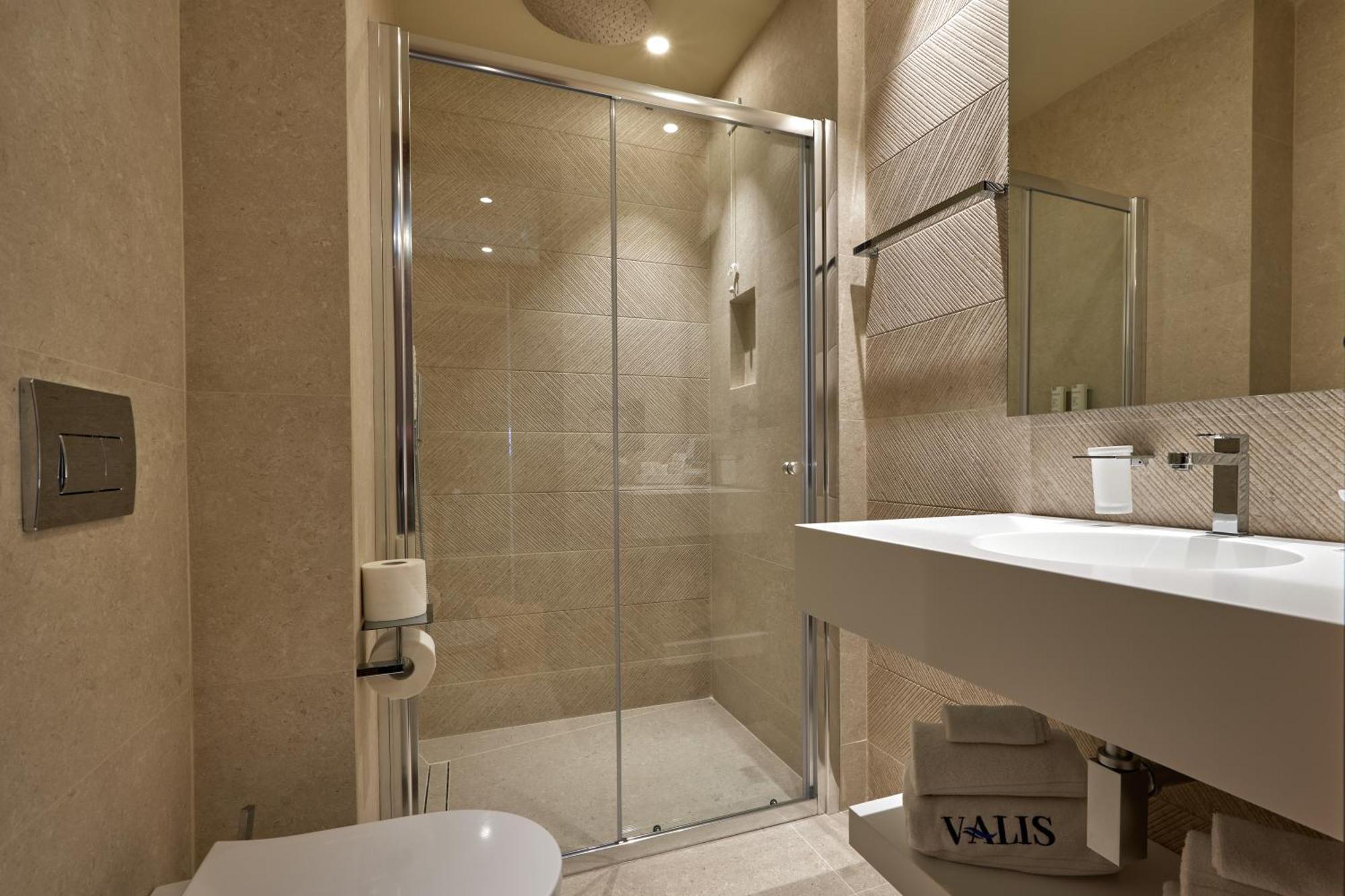 Valis Luxury Hotel วญอเรอ ภายนอก รูปภาพ